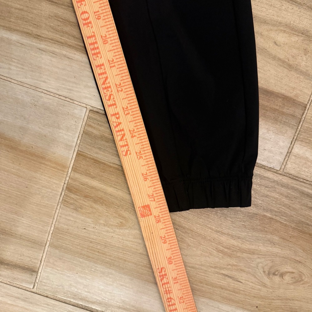 Fabletics The One Jogger Mens Medium Black Lightweight Athletic Pants PT2252152 - Picture 6 of 7